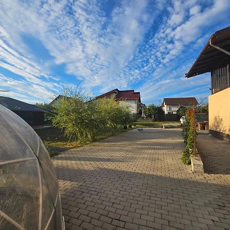 Pensiunea Relax Curtea de Argeş Εξωτερικό φωτογραφία