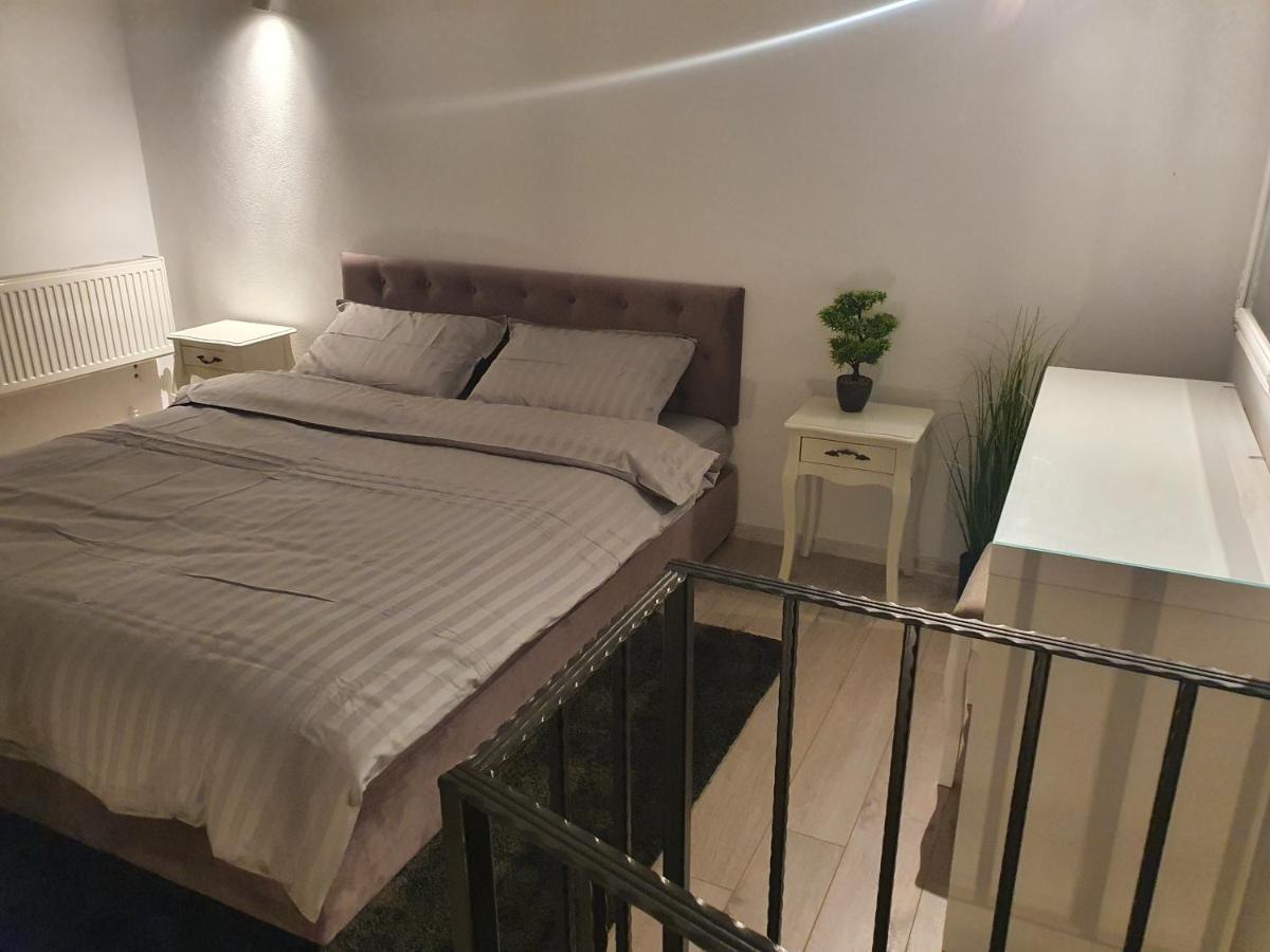 Pensiunea Relax Curtea de Argeş Εξωτερικό φωτογραφία