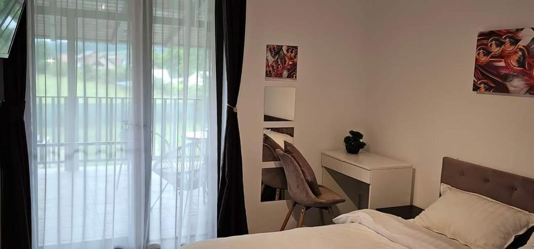 Pensiunea Relax Curtea de Argeş Εξωτερικό φωτογραφία