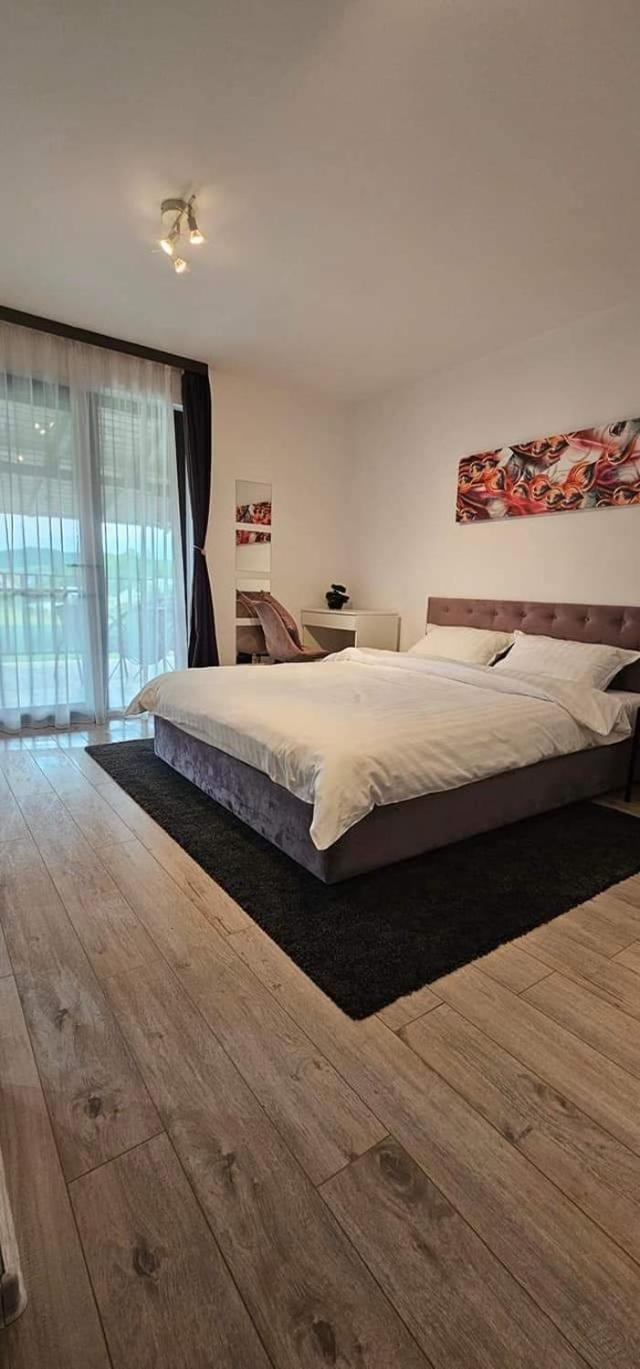 Pensiunea Relax Curtea de Argeş Εξωτερικό φωτογραφία